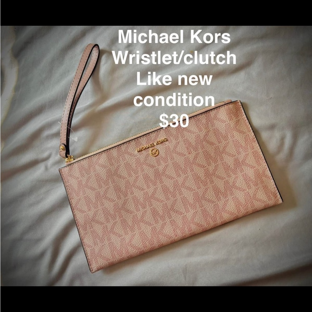 Michael Kors Clutch